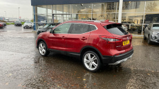 Nissan Qashqai 1.3 DiG-T N-Motion 5dr Petrol Hatchback